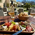 Ceres - Boutique-hotel & 3* Saint-Quentin-la-Poterie