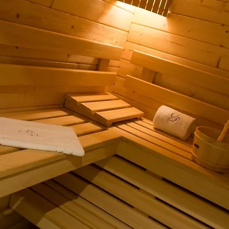 Ceres - Boutique-hotel & 3* サン・カンタン・ラ・ポテュリ