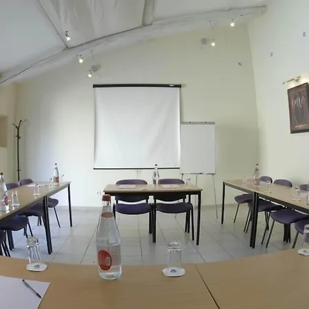 Ceres - Boutique-hotel & 3* サン・カンタン・ラ・ポテュリ