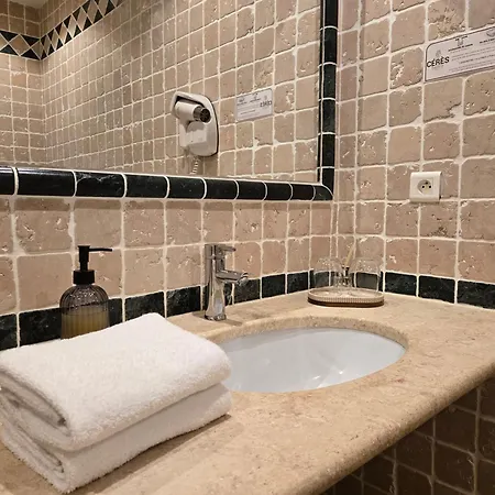 Cérès - Boutique-hôtel&spa Saint-Quentin-la-Poterie