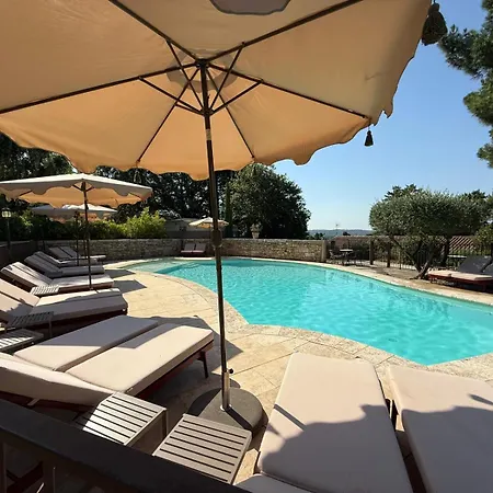 Ceres - Boutique-hotel & Hotel Saint-Quentin-la-Poterie