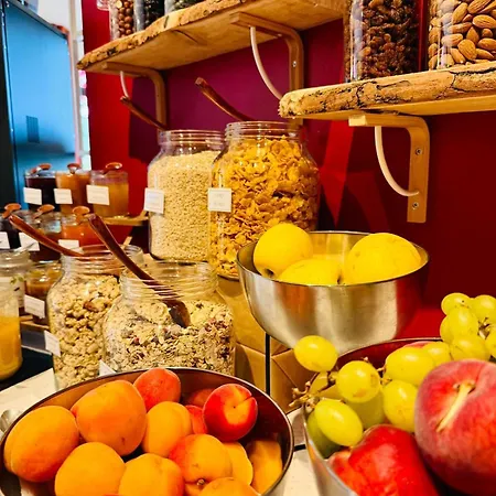Ceres - Boutique-hotel & - Elegance En Terre D'uzes סן-קונטן-לה-פוטרי