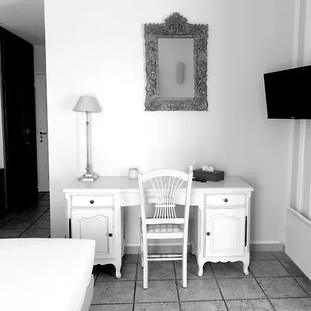 호텔 Ceres - Boutique-hotel & - Elegance En Terre D'uzes 생-쿠앵탕-라-포테리
