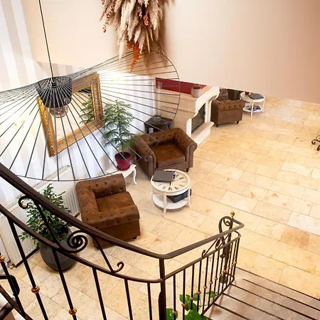 Ceres - Boutique-hotel & - Elegance En Terre D'uzes 3*