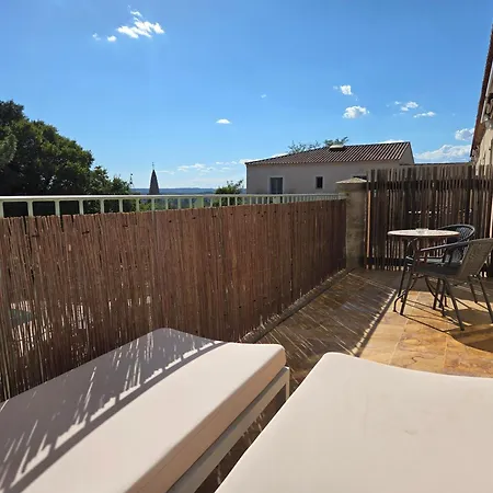 Ceres - Boutique-hotel & - Elegance En Terre D'uzes 3* 생-쿠앵탕-라-포테리