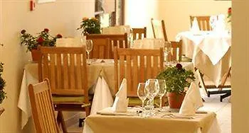 Restaurant Le Clos De Pradines Hotel