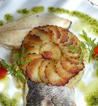 Hotel Restaurant Le Clos De Pradines Saint-Quentin-la-Poterie