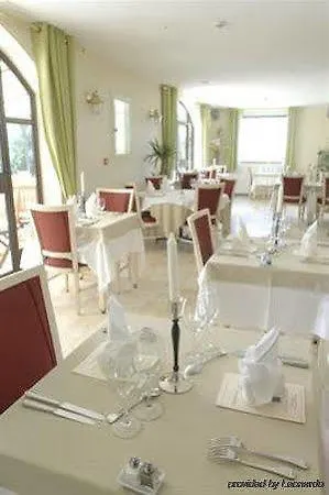 Hotel Restaurant Le Clos De Pradines Saint-Quentin-la-Poterie