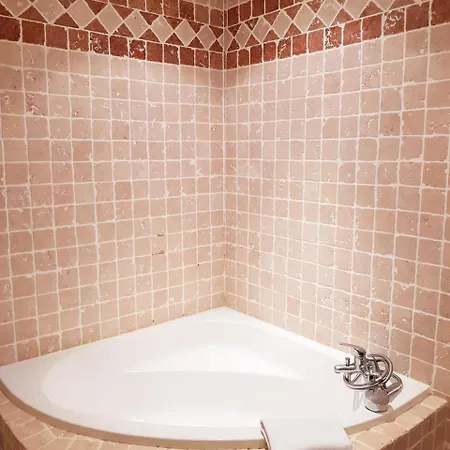 Hotel Cérès - Boutique-hôtel&spa Saint-Quentin-la-Poterie